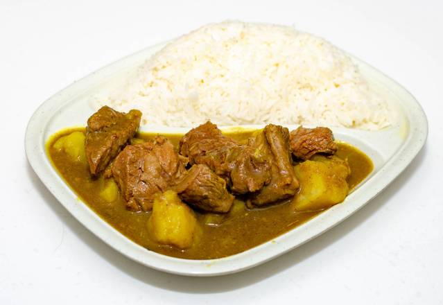 131. Curry Beef Brisket with Rice 咖喱牛腩飯